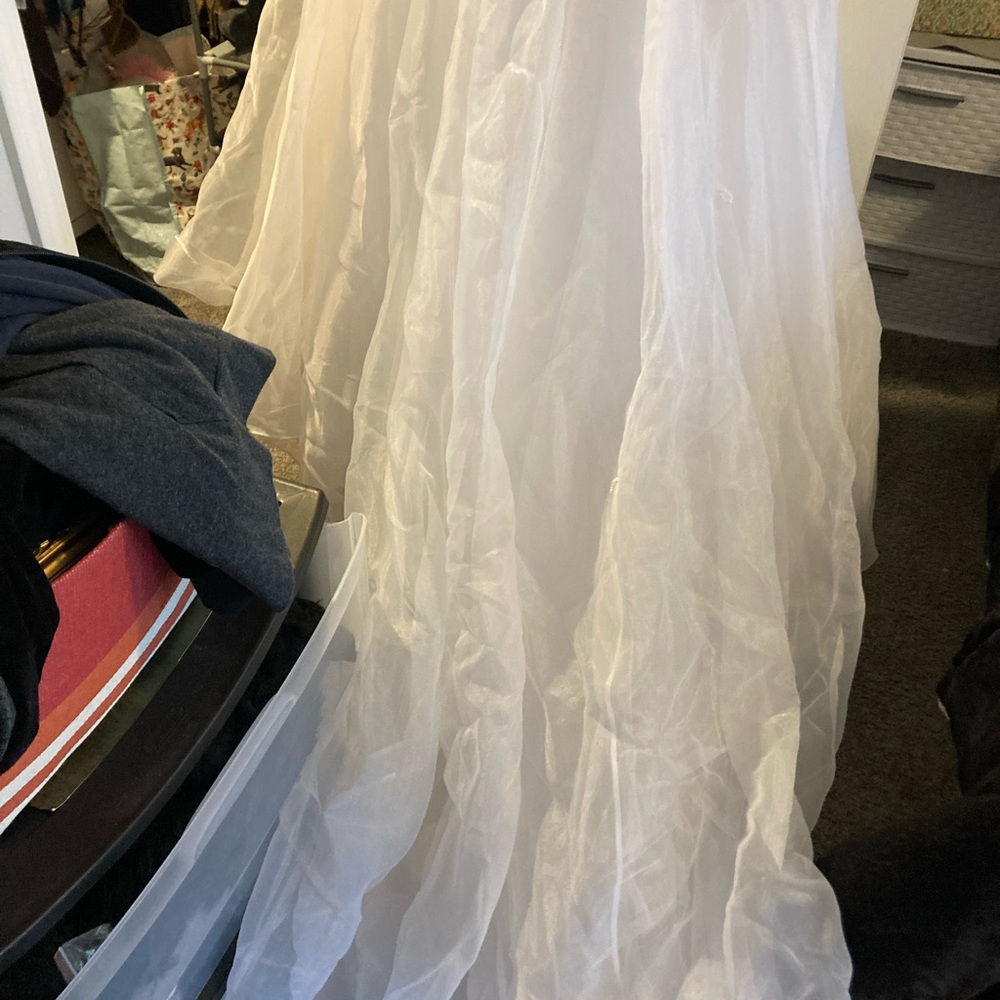 Sitters Midgley Haute Couture White Diamonds & a few pearls Wedding Dress size 6 - Picture 10 of 16